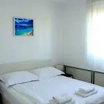 Apartman Beautiful And Luxury In Centre Split
