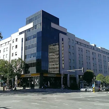 Beautiful And Luxury In Centre Apartment *