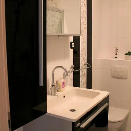 Beautiful And Luxury In Centre